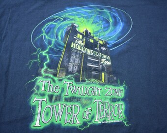 Vintage 1990s Walt Disney World Tower of Terror Graphic T-shirt