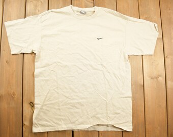 Vintage Y2K Nike Mini Swoosh Embroidered T-Shirt / Nike t Shirt / Vintage Streetwear / Vintage Nike / Size L