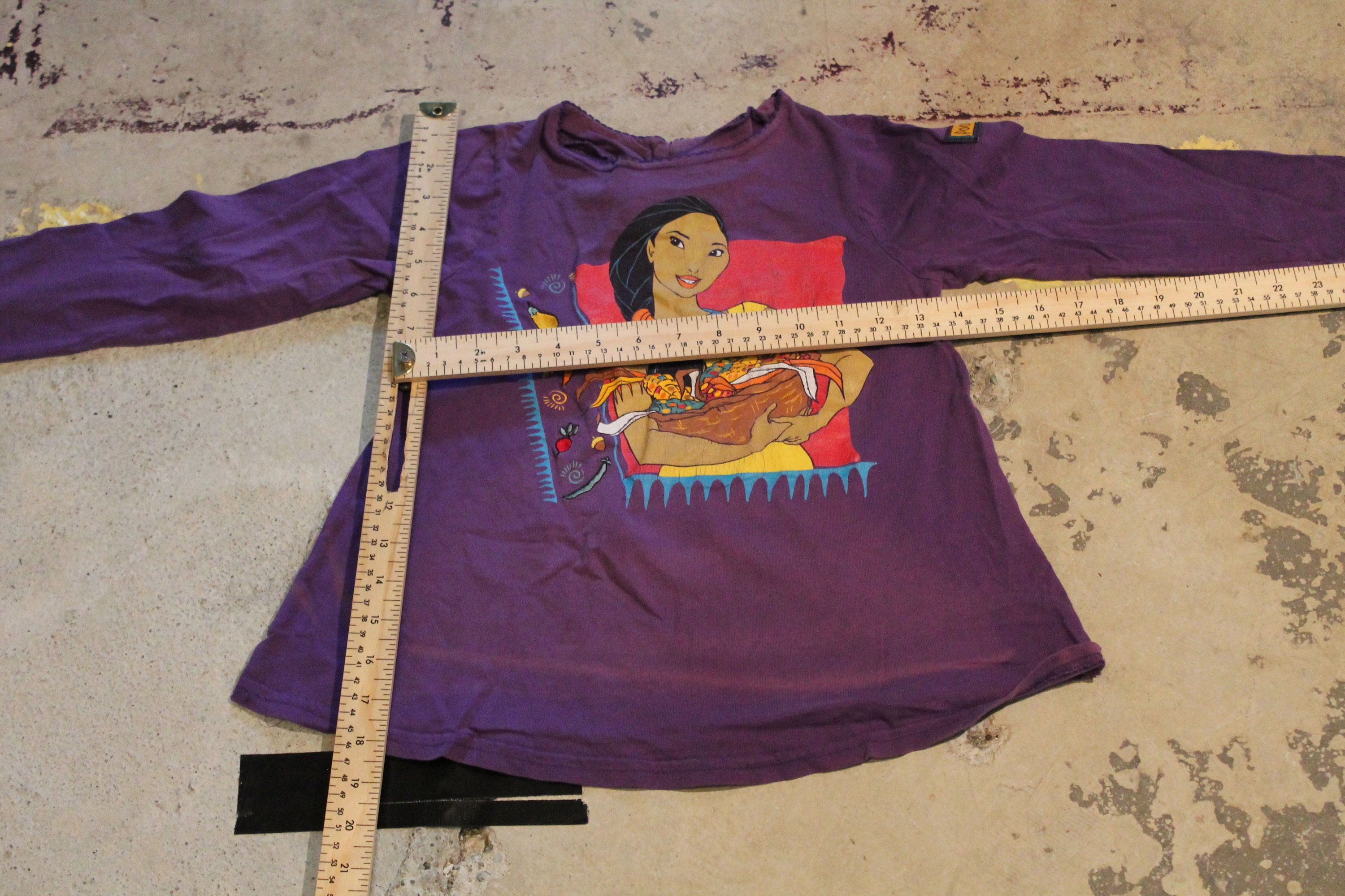 Vintage 1990s Disney Pocahontas Long Sleeve Youth Size T-shirt 
