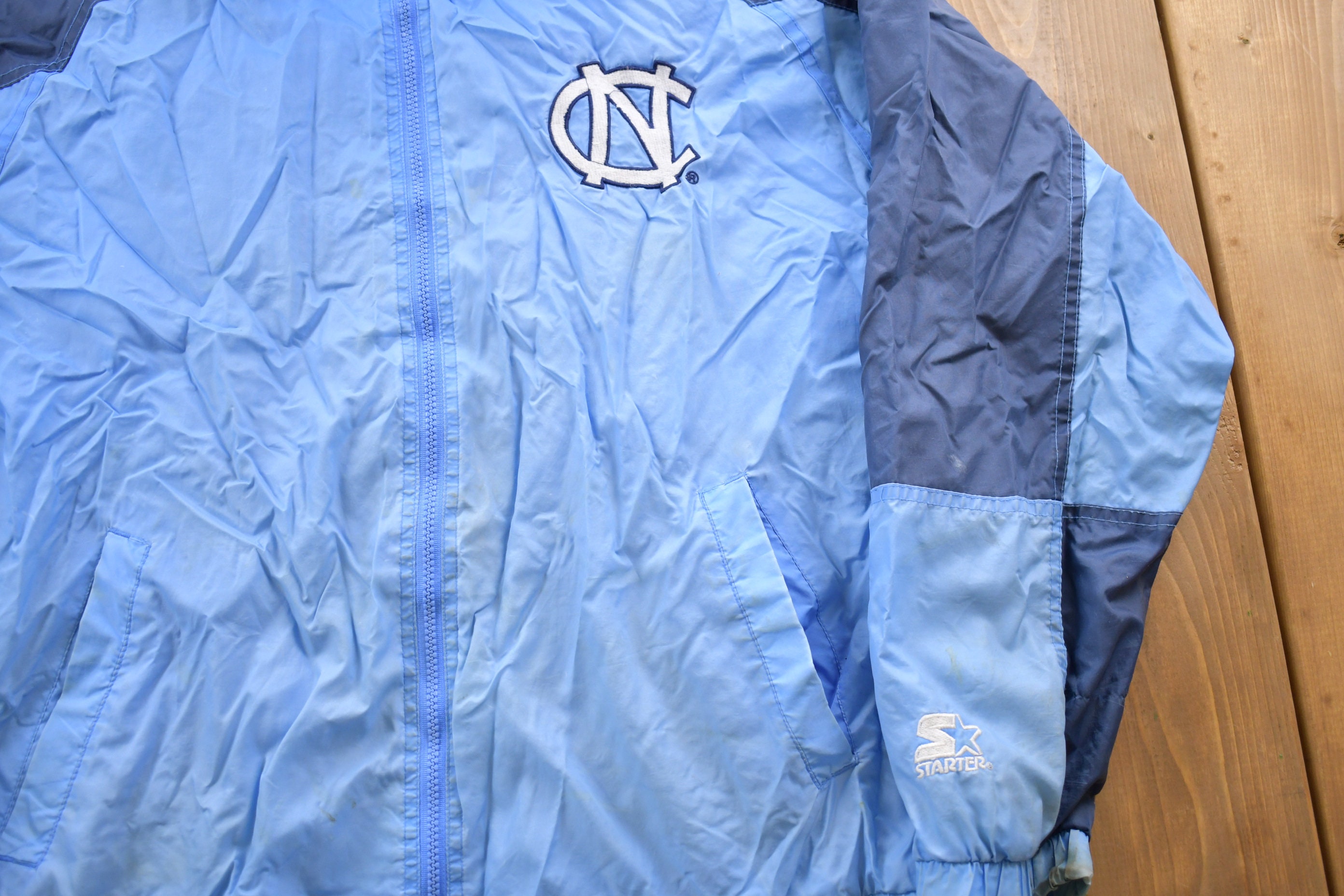 Vintage 1990s Starter North Carolina University Tar Heels NCAA