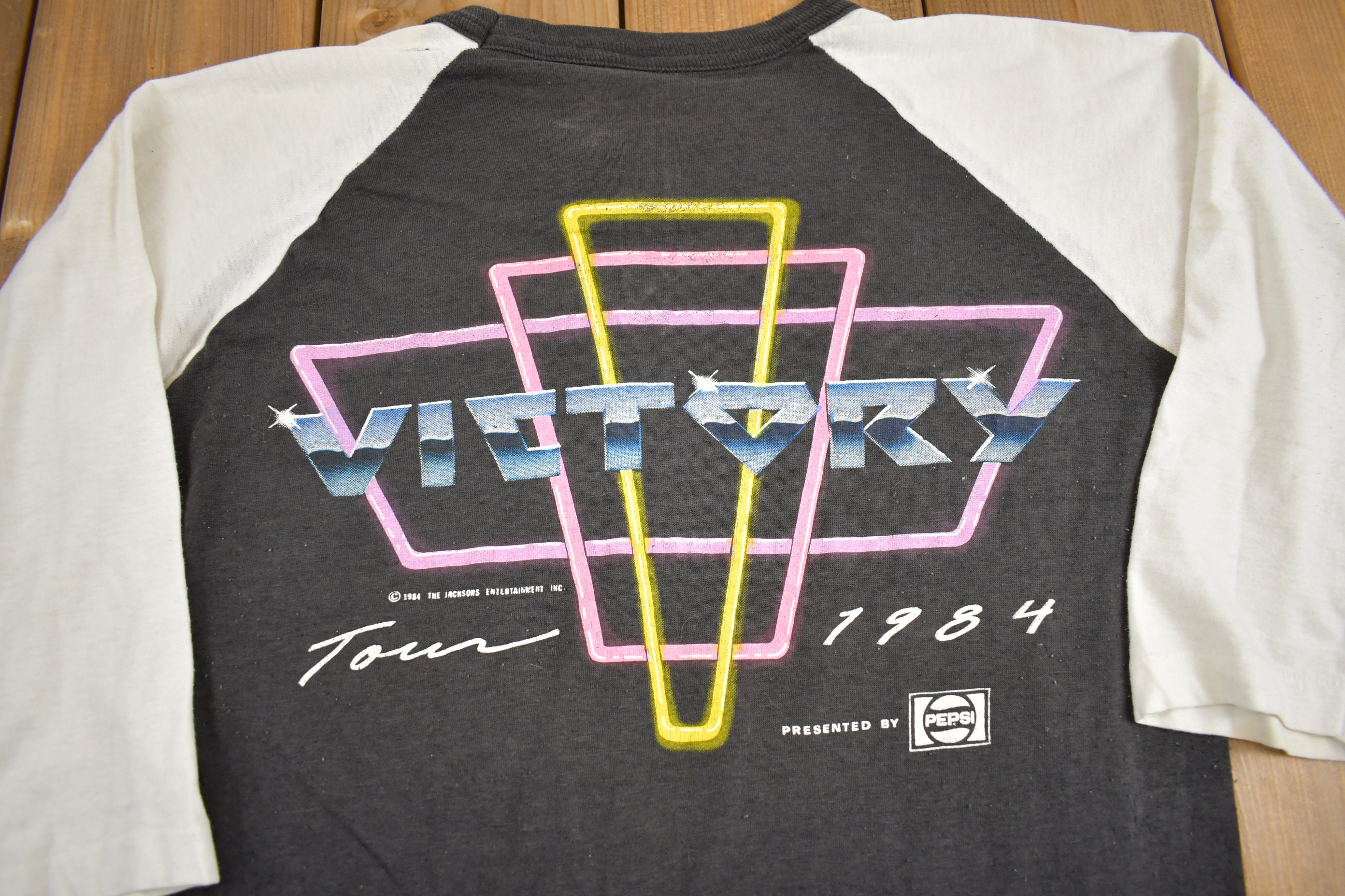 Vintage 1984 Michael Jackson Victory Tour T-shirt / Raglan / Band