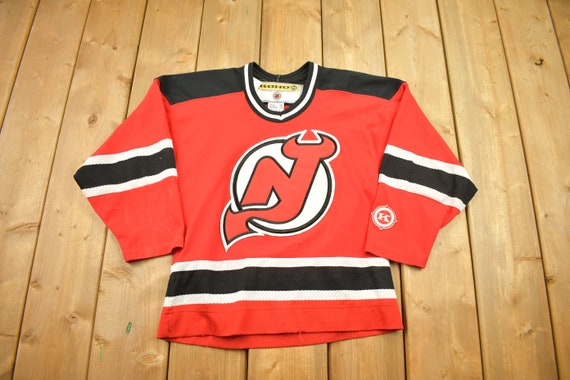 CustomCat New Jersey Devils Vintage NHL T-Shirt White / L