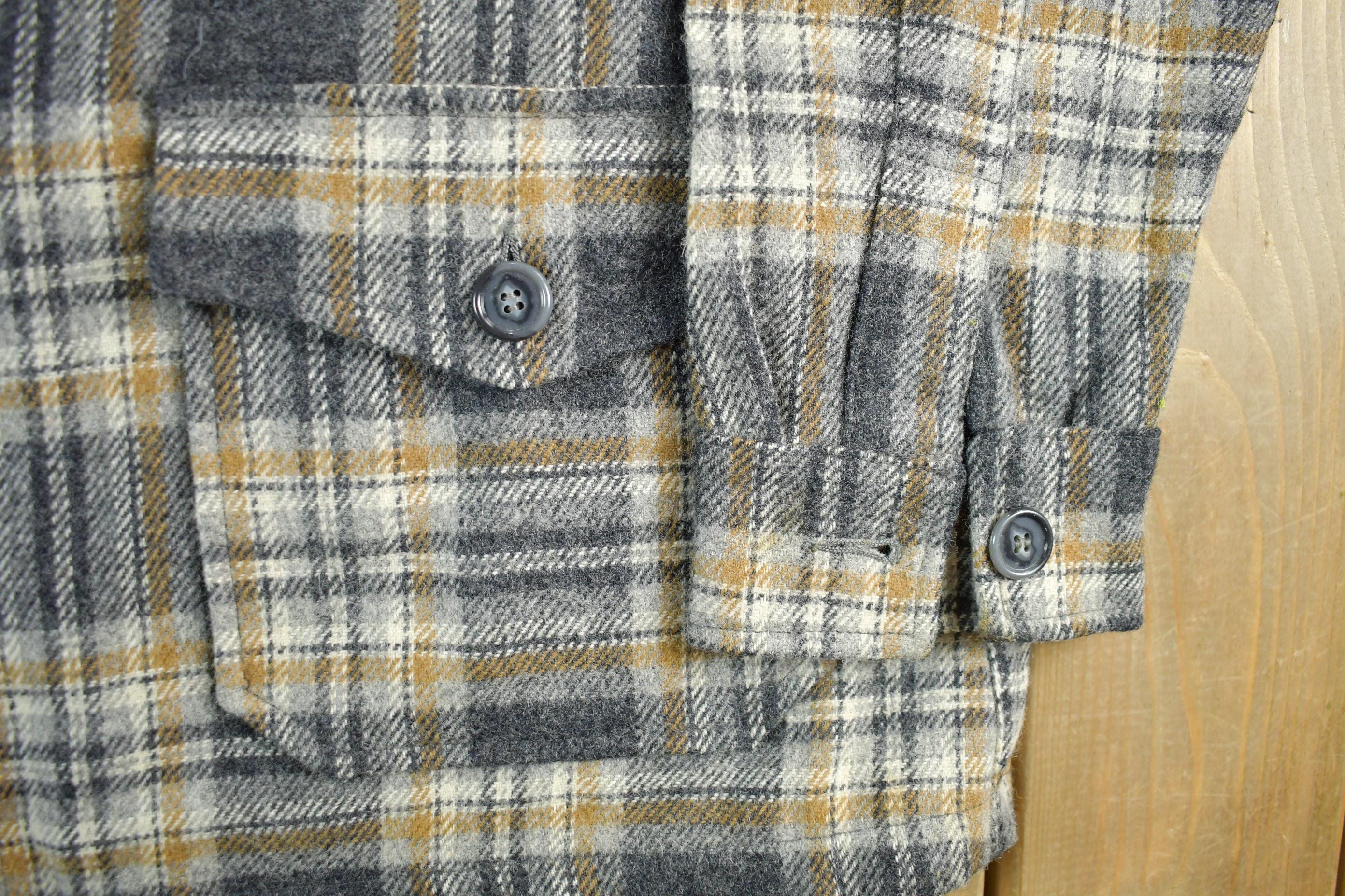 Vintage 1960s Bemidji Woolen Mills Wool Vintage Button Up Shirt