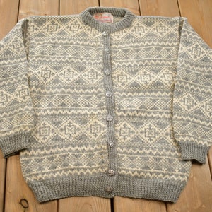 Vintage 1970s 100% Wool Knit Cardigan Sweater / Made in Norway / Outdoorsman / Vintage Knit / Winter Sweatshirt