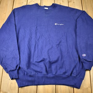 Vintage 1990s Champion Small Logo Crewneck Sweatshirt / Vintage Champion / Embroidered / Streetwear / Athleisure / Sportswear / 90s Champion