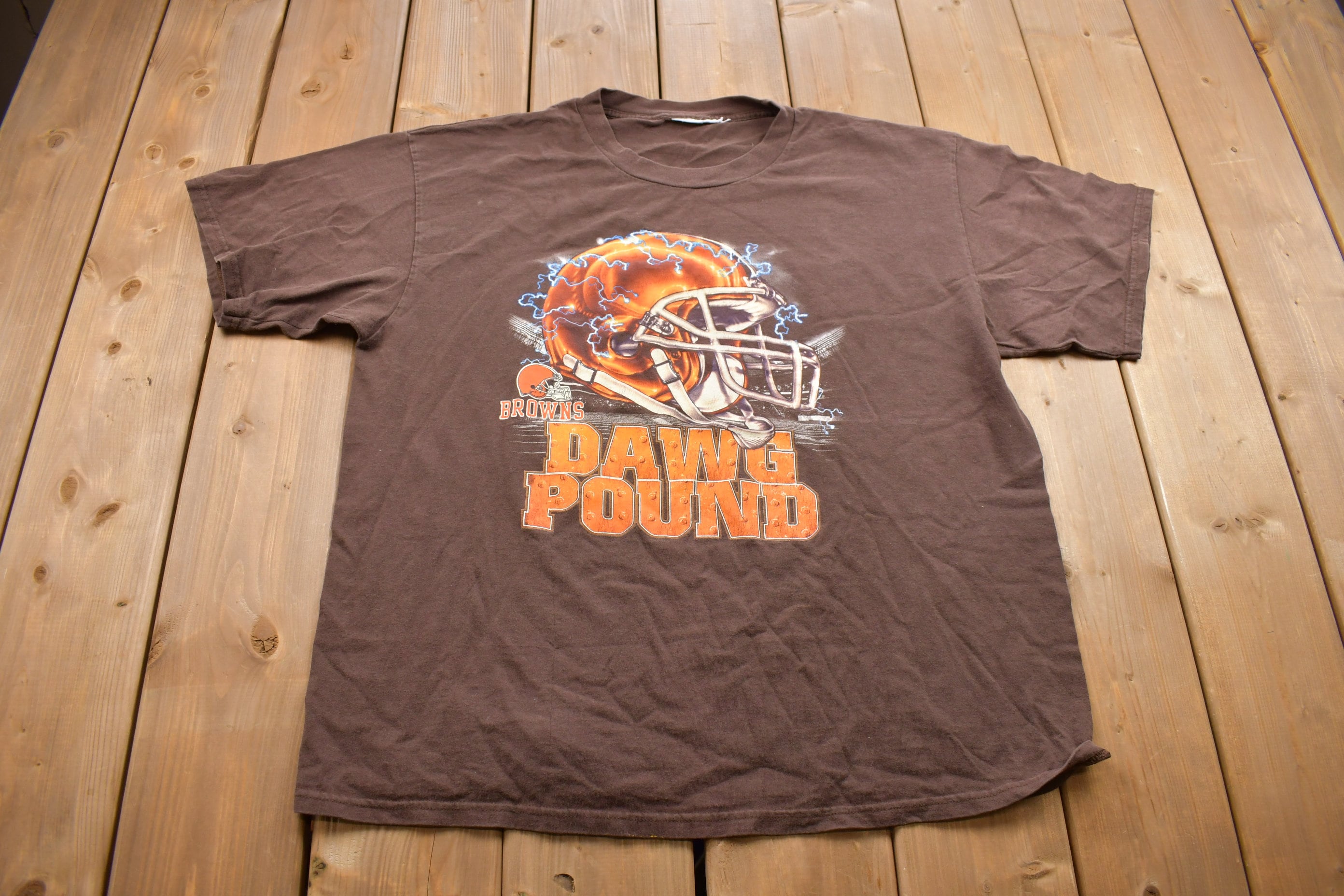 Vintage 1990s Cleveland Browns Dawg Pound NFL Graphic T-shirt 