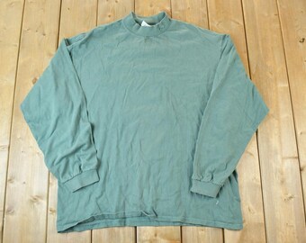 Vintage 1990s Nike Embroidered Mini Swoosh Crewneck Sweatshirt / 90s Nike / 90s Crewneck / Streetwear