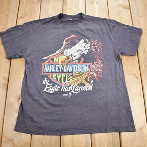 Vintage 1989 Harley Davidson &quot;The Eagle Has Landed&quot; 3D Emblem T-Shirt / Single Stitch / Made In USA / Texas / Biker Tee