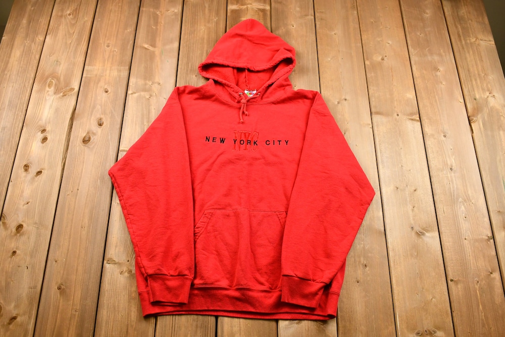 90S New York City Hoodie / Vintage Pullover / Spellout Print / 90S / Athletic Pull Over / Travel And Tourism / Americana Customtrending Deisgned