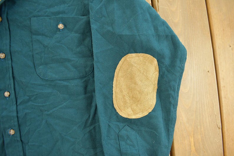 Vintage 1980s Pendleton Wool Flannel Button Up Shirt Men's XL / 80s Button Up / Vintage Pendleton / True Vintage / Outdoors / Elbow Patch image 3