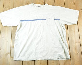 Vintage Y2K Nike Graphic T-Shirt Men's XL / Vintage Nike Swoosh Tee / Nike Swoosh / Nike Vintage / Small Swoosh / Big Swoosh