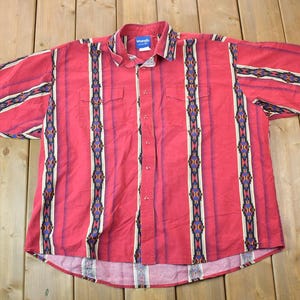 Vintage 1990s Wrangler Western Shirts South Western Style Button Up Rodeo Shirt