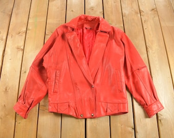 Vintage 1980s Red Leather Blazer Jacket / Fall Outerwear / Leather Blazer / Winter Outerwear / Streetwear Fashion / Made in Canada