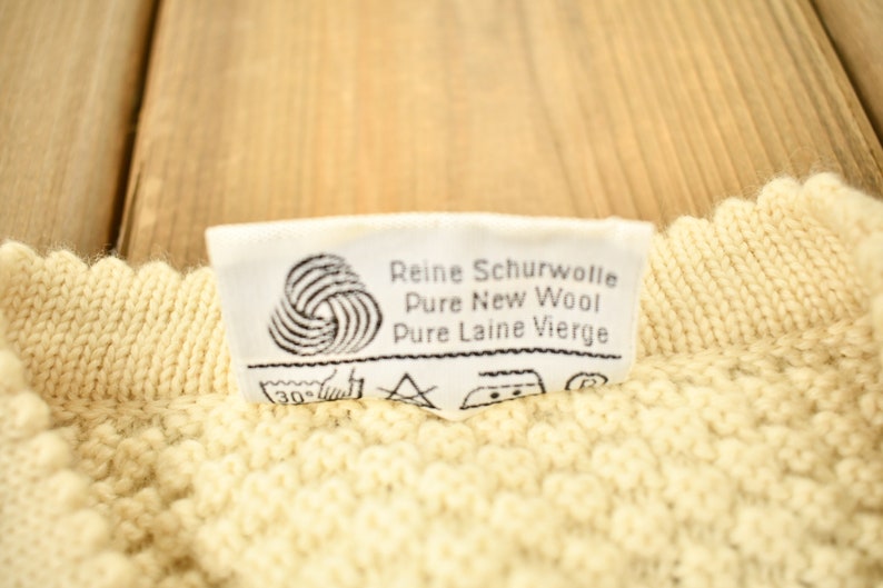 Vintage 1980s 100% Wool Sigi Schieber Knit Cardigan Sweater / Vintage Cable Knit / Button Up / Vintage Knit / Winter Sweatshirt image 7