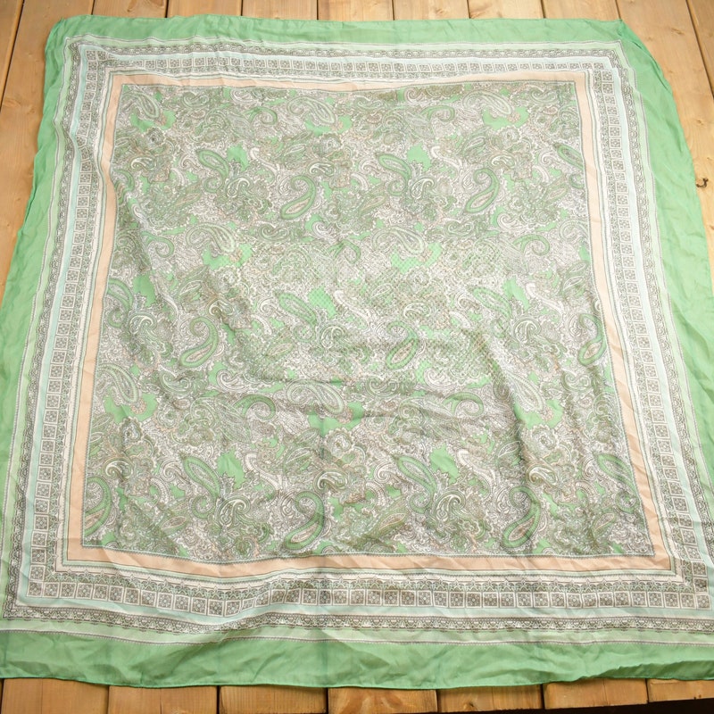 Paisley Leaves Shawl Scarf Green