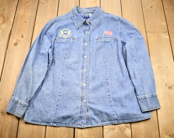 Venezia 1990s Embroidered Denim Snap Button Jean Shirt / American Flag / Outdoors & Wilderness / Fall Winter / Horses Equestrian