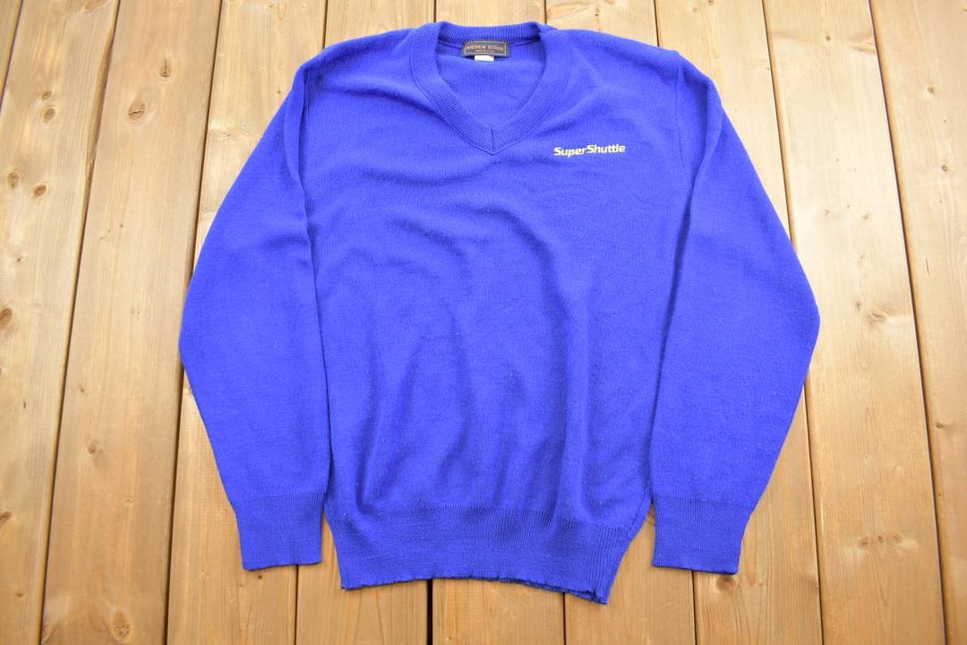 Vintage 1990s Super Shuttle Andrew Rohan Knitted V-neck Sweater ...