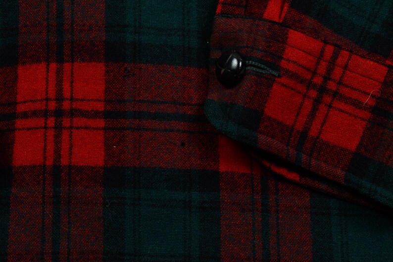 Pendleton Woolen Mills Vintage Button Up Blazer Shirt Plaid Pattern Print Outdoors /& Wilderness Fall Winter Casual Wear Workwear