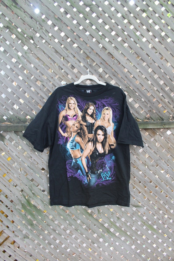 WWE / Vintage Wrestling Graphic / Divas Wrestling