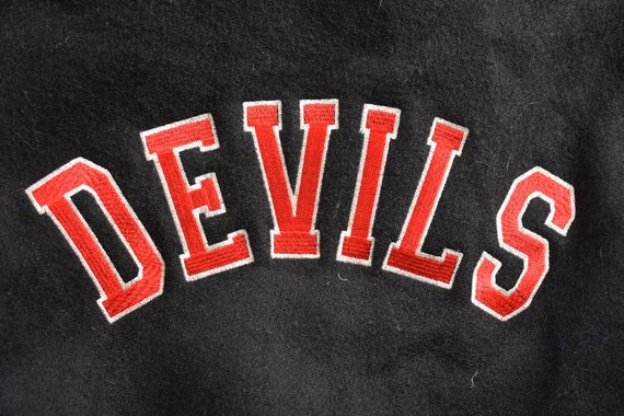 Vintage 1980s Devils Sudbury Sports North Varsity… - image 4
