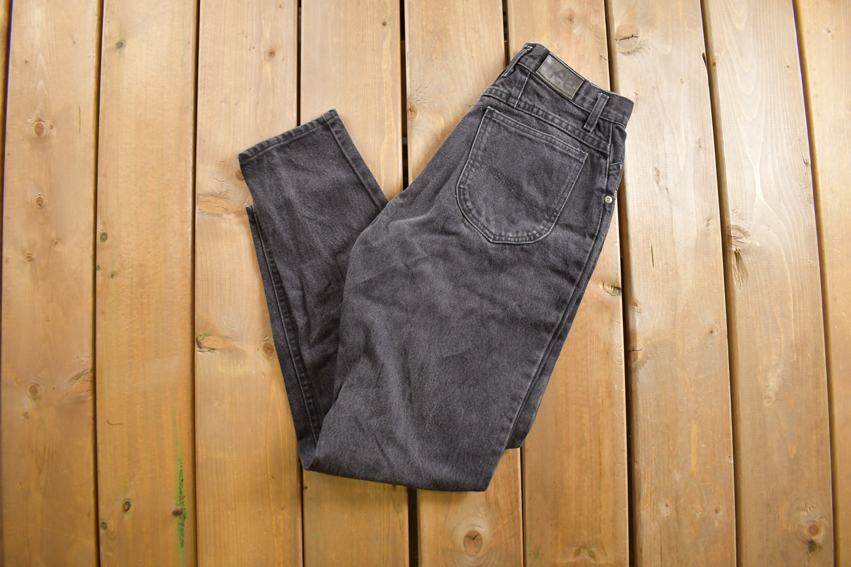 80s Lee 220-5019 BLACKDENIM VINTAGE USA製 Vintage 1980s LEE Black Jeans Size 25 X 28 / Streetwear Fashion