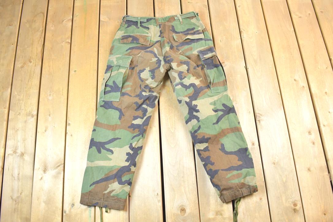 Vintage 1990s US Army Camouflage Cargo Pants Size 32 X 26