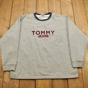 Vintage 90er Graues Tommy Jeans Rundhals Sweatshirt / 90s Crewneck / Made In Mexico / Streetwear / 90s Blank /
