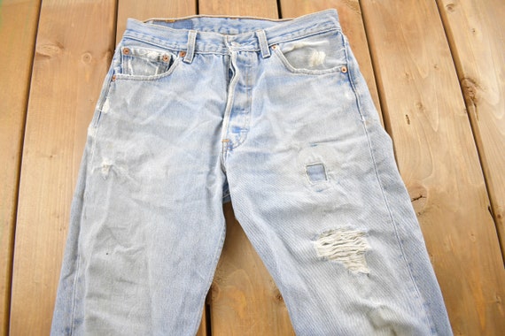 Vintage 1990s Levi's 501  Light Wash Denim Jeans … - image 5