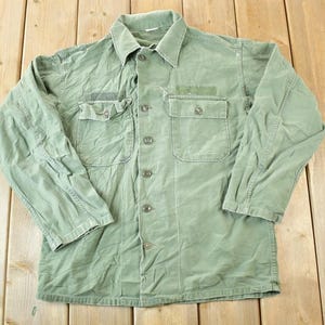 Vintage Military Button Up Shirt/ USMC / US Army Green / Militaria / Patchwork / U.S. Army Top / Authentic Military Gear