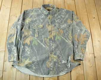 Vintage 1990s No Trace Real Tree Camouflage Button Up Shirt / Made In USA / Outdoorsman / Hunting Shirt / Heavyweight