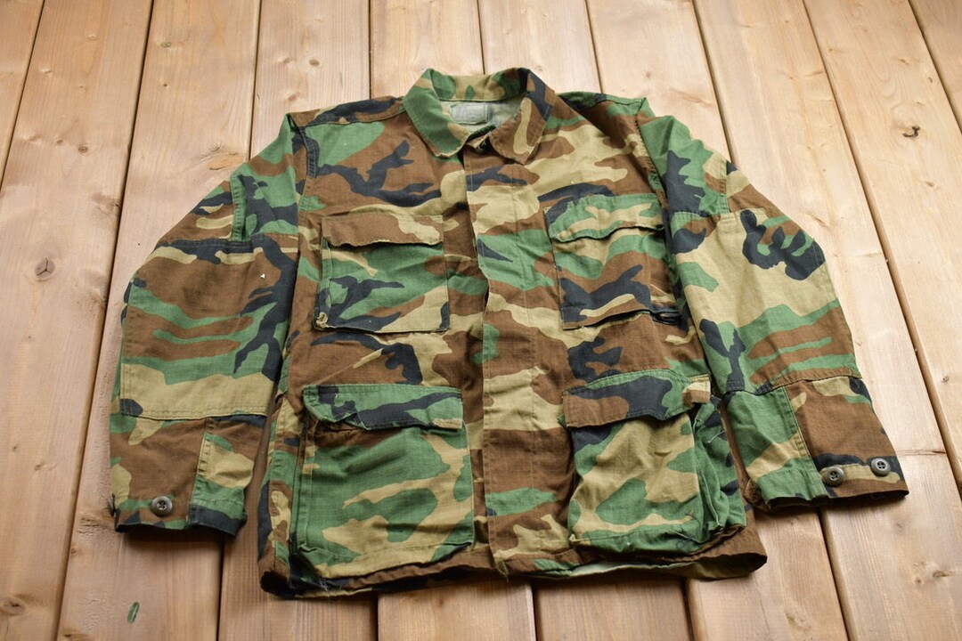 Vintage Military Button up Shirt/ USMC / US Army Green / Militaria