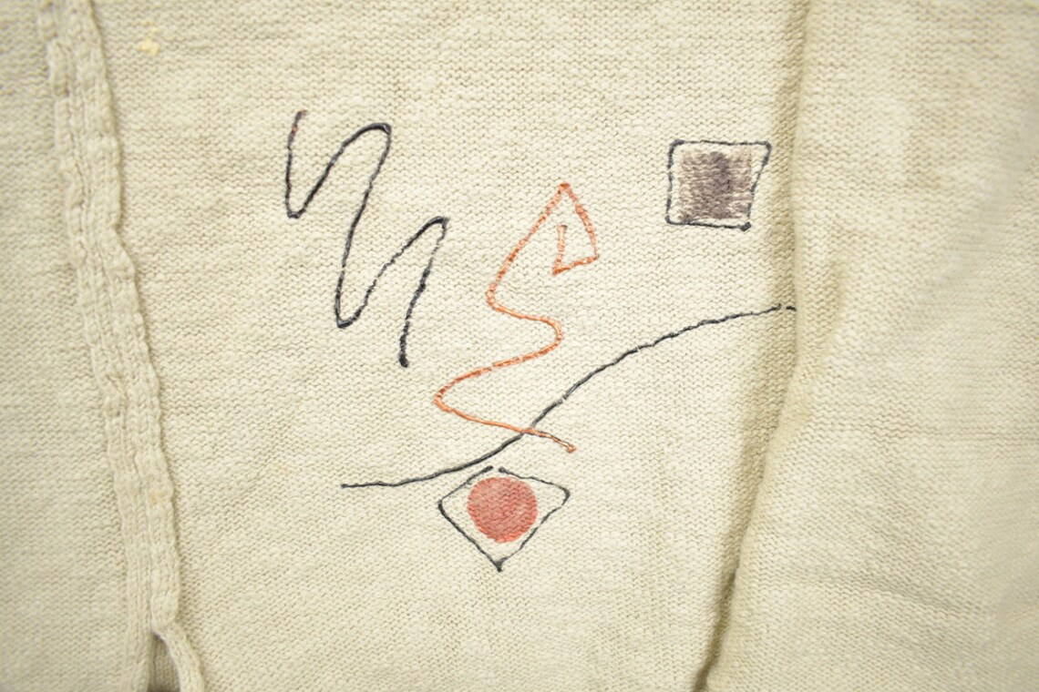 Vintage 1980s Abstract Design Toggle Button Cardigan Sweater / Vintage Cardigan / Button Up  / Embroidered / Grandma Cardigan, foto 3 di 5