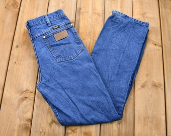 Vintage 1990s Wrangler Mid-Wash Bootcut Jeans / Size 30 / Streetwear Fashion / High Waist Bottoms / Vintage Denim / Retro Style