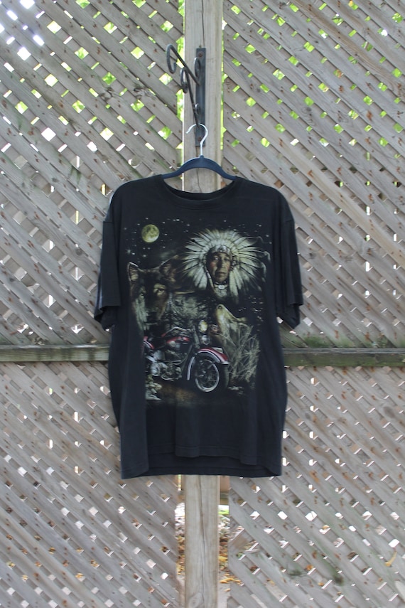 Vintage T Shirt / Native Indian Chief Head Art Gra