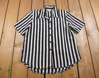 Vintage 1990s Lauren Lee Black & White Striped Button Up Shirt / Women's Vintage Abstract Pattern / Casual Shirt / Formal Shirt