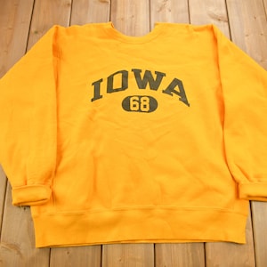 Vintage 1990s University of Iowa Collegiate Crewneck / Heavy Weight / NCAA Sweatshirt / Sportswear / Americana / Made In USA