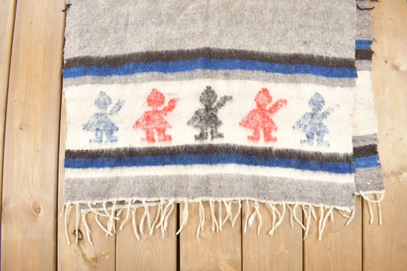 Vintage 1960s Mexican Rug Knit Poncho / South Wes… - image 3