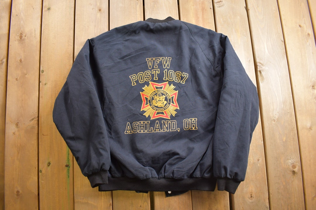 Vintage 1990s Veteran Bomber Jacket / Made in USA / West Ark USA / Streetwear / Embroidered / Snap Button / Graphic / Ohio - Etsy Canada Vintage 1990s Veteran Bomber Jacket / Made in USA / West Ark USA / Streetwear / Embroidered / Snap Button / Graphic / Ohio - Etsy Canada