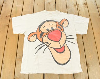 Vintage 1990s Winnie the Pooh Tigger Graphic T-Shirt Men's XL / Vintage T Shirt / Disney Vintage / Streetwear / Graphic Tee