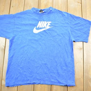 Vintage 1990s Nike Graphic T-Shirt / Swoosh / Nike Swoosh / Nike Vintage / Small Swoosh / Big Swoosh / Nike Check