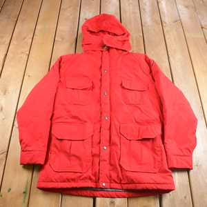 Vintage 1990s Woolrich hooded Winter Jacket / Red Jacket / Vintage Woolrich / Made In USA / Puffer Jacket