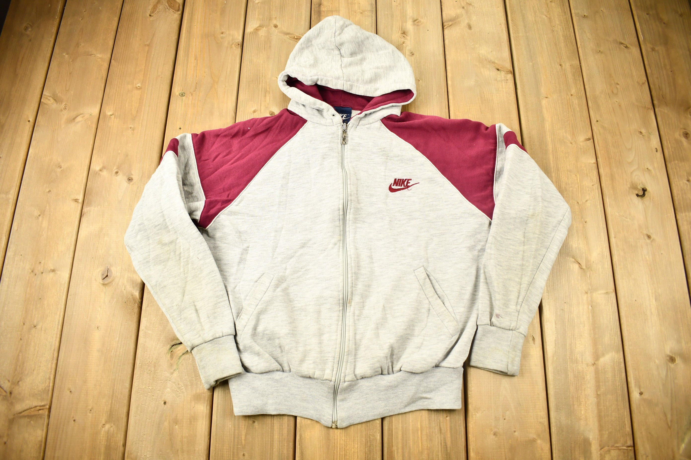 Vintage 1980s Nike Embroidered Logo Raglan Hoodie / Vintage Vintage 1980s Nike Embroidered Logo Raglan Hoodie / Vintage
