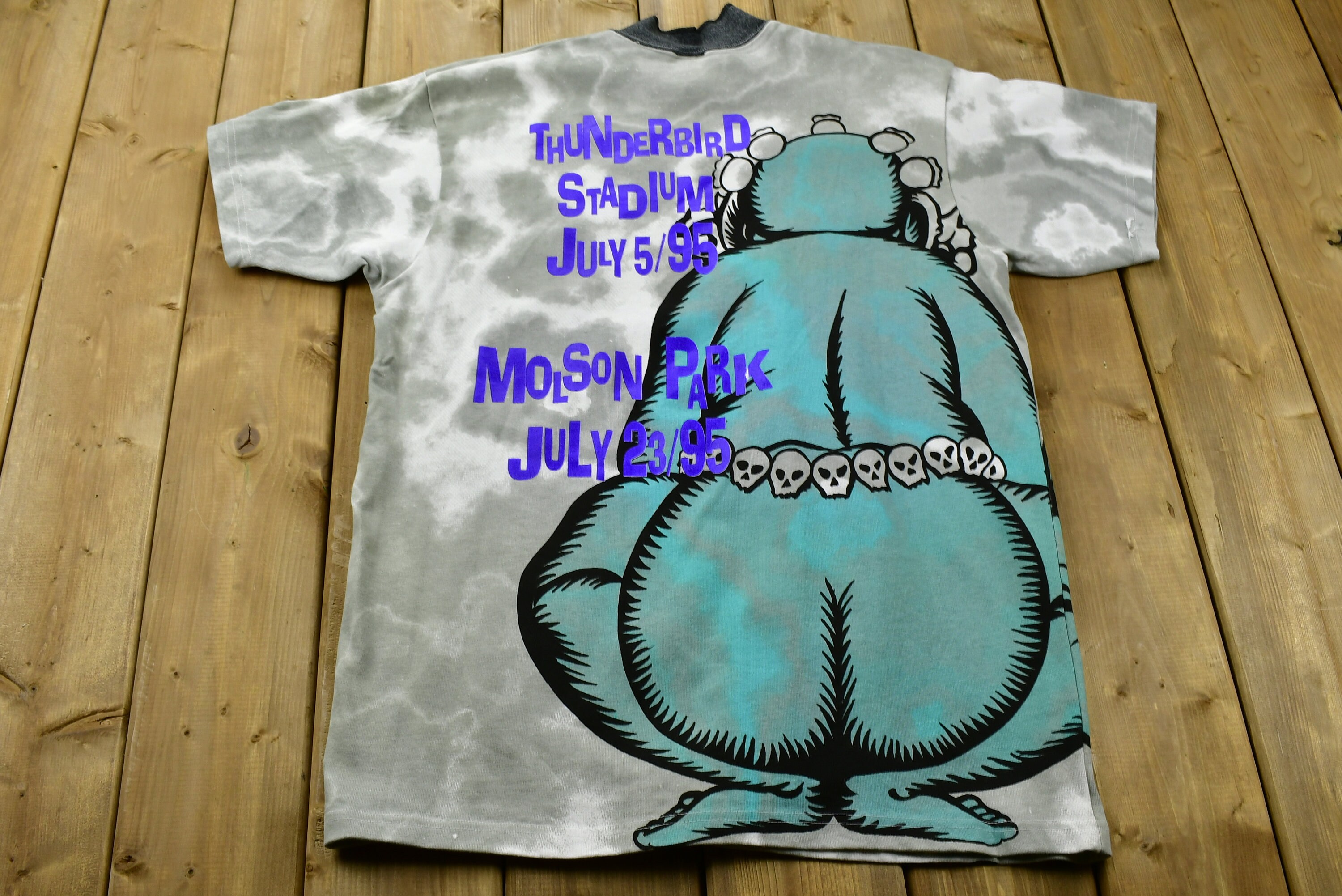 Vintage Deadstock 1995 Lollapalooza Buddha Mock Neck Tour T-shirt 