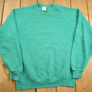 Vintage 1980s Jerzees Blank Green Raglan Crewneck Sweatshirt / 80s Crewneck / Made In USA / Athleisure / Streetwear / 80s Blank / Size M