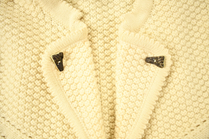 Vintage 1980s 100% Wool Sigi Schieber Knit Cardigan Sweater / Vintage Cable Knit / Button Up / Vintage Knit / Winter Sweatshirt image 5