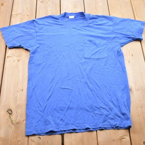 Vintage 1980s Fruit of the Loom Blank Pocket T-Shirt / Streetwear / Retro Style / Single Stitch / Made In USA / 80s Graphic Tee