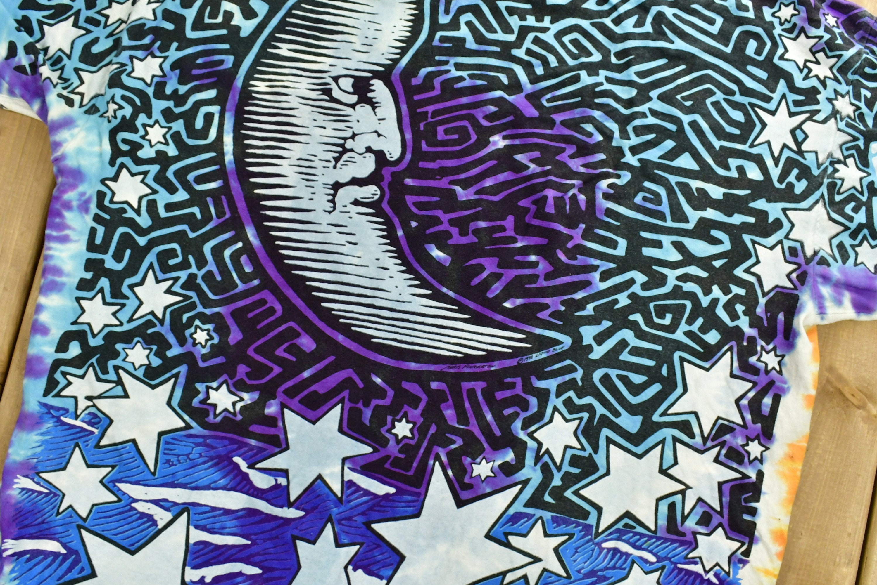 Vintage 1992 Liquid Blue Sun & Moon T Shirt / Liquid Blue / All 