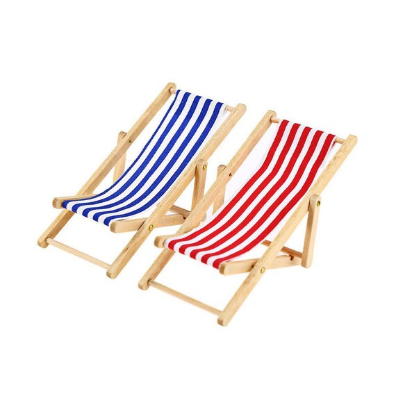 miniature beach chairs