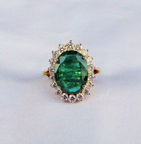18 K Gold Natural Emerald Diamond Ring engagement… - image 3