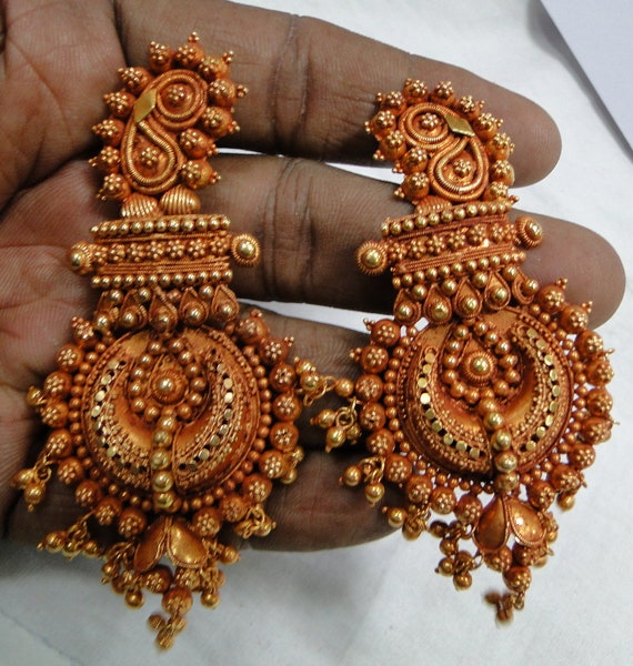 Antique jewelry hotsell earrings